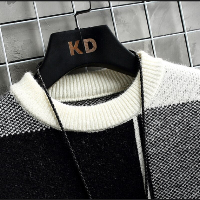 Men's Warm  Cozy Knitted Sweater for Winter and Mid-Season